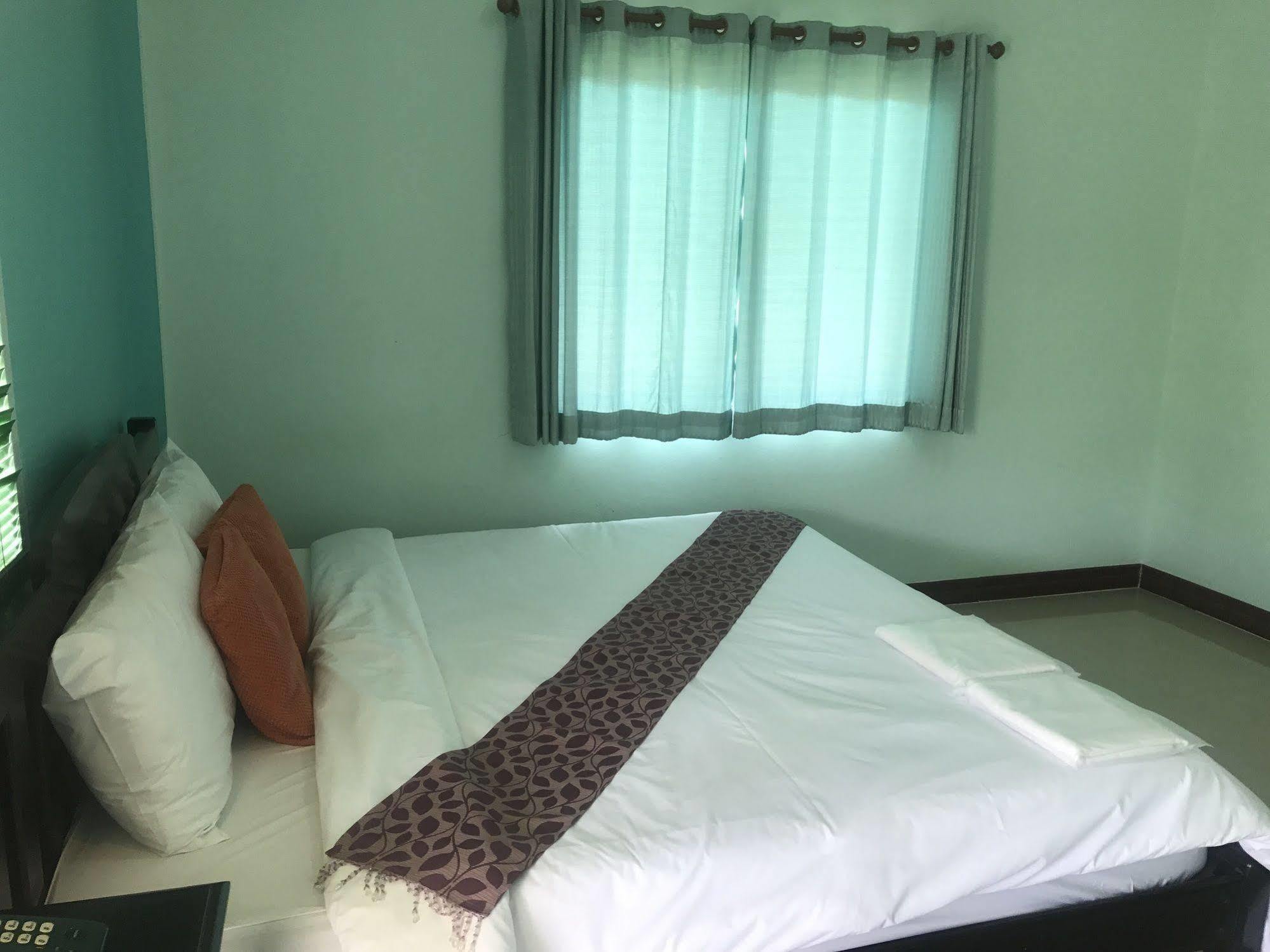Sangtong Beach Resort Лем-Сінґ Екстер'єр фото