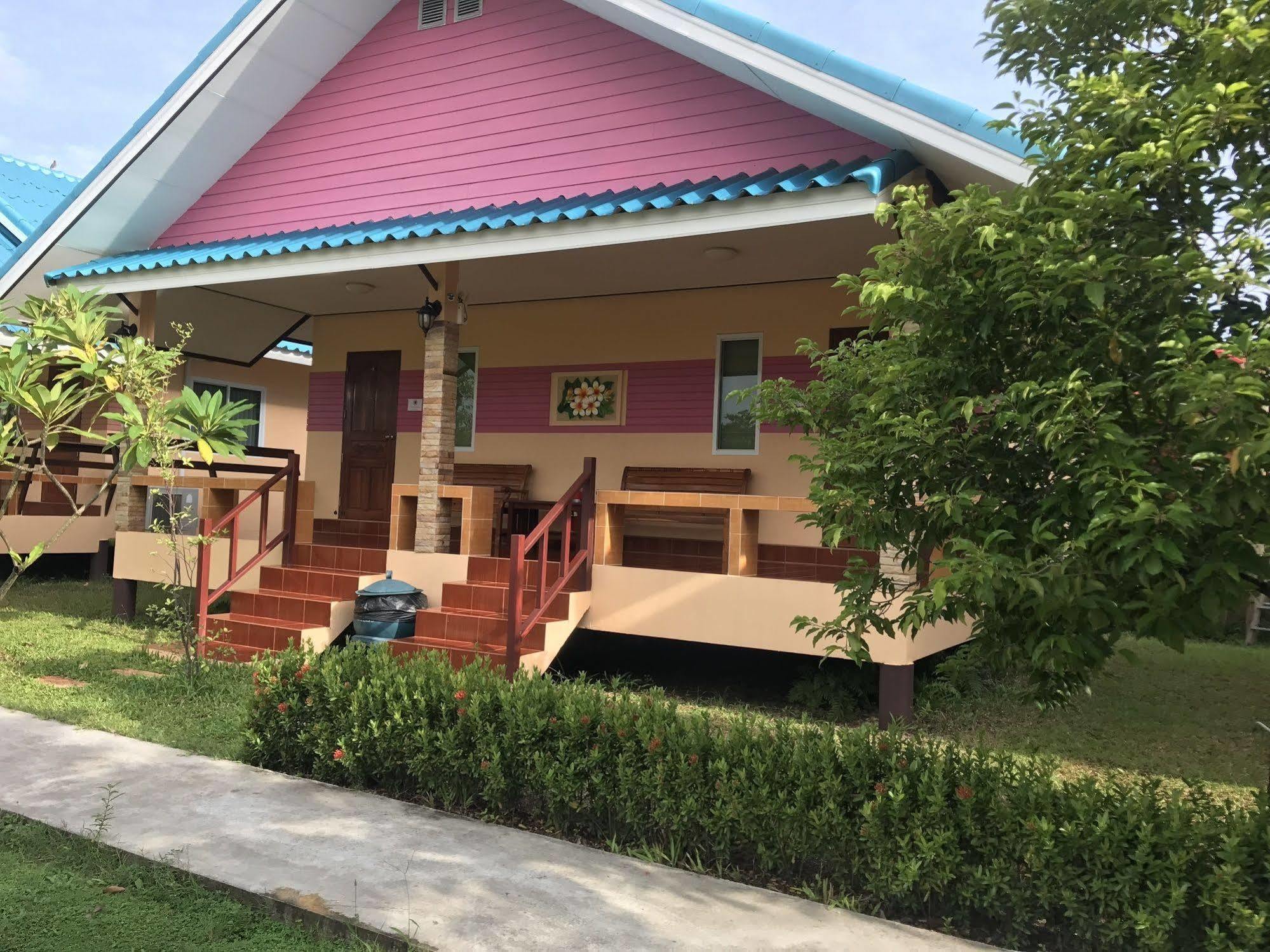 Sangtong Beach Resort Лем-Сінґ Екстер'єр фото